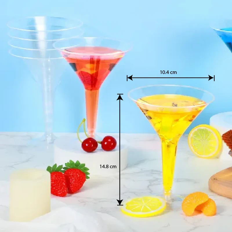Copa de Martini plástica. 8Oz